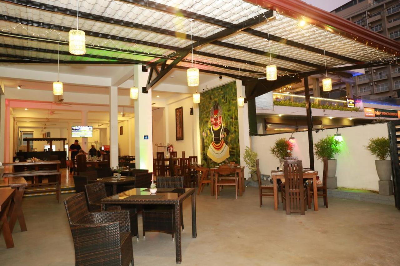 Hotel Coconut Primitive Negombo Exterior foto