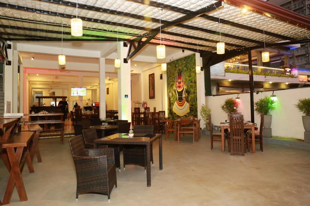 Hotel Coconut Primitive Negombo Exterior foto