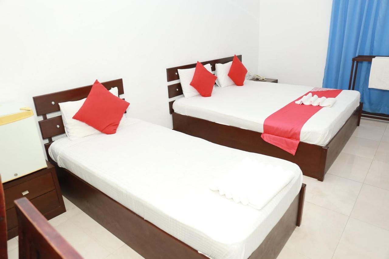 Hotel Coconut Primitive Negombo Exterior foto